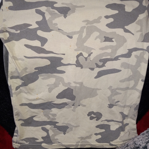 Fresh Laundry Boy's ✈ flying 🐯 tigers shirt - Picture 7 of 12